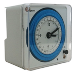 Timer Analogico 24 Ore - 72x72mm EL298